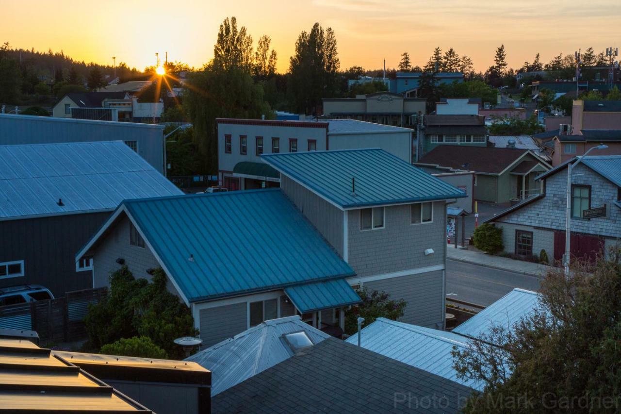 The Web Suites Friday Harbor Bagian luar foto